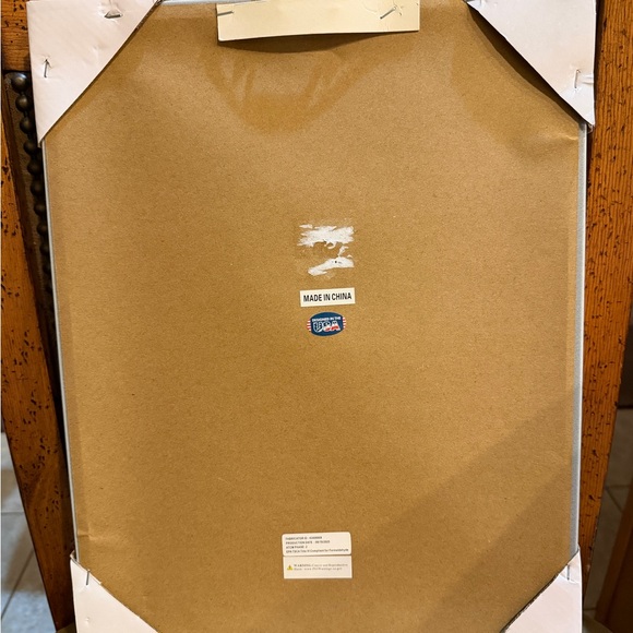 Gucci Festive Mistletoe Martini Art with Red and Gold - Picture 2 of 3